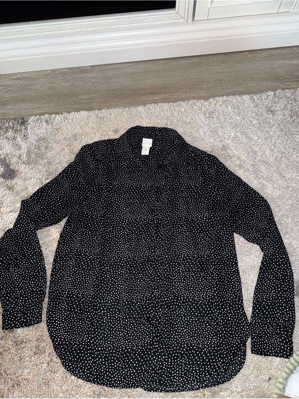 H&M Black and White Polka Dot Long Sleeve Blouse